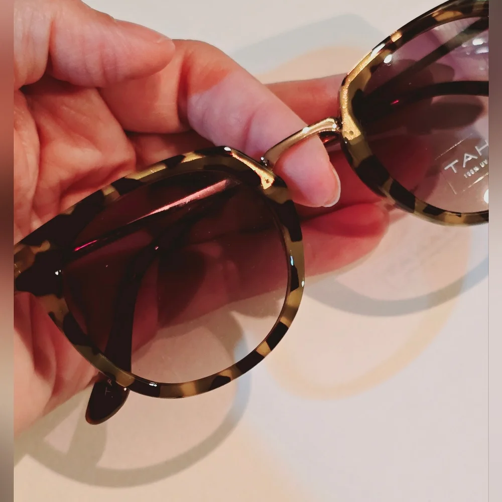 NEW Tahari Womens sunnies sunglasses tortoise leopard animal print spots
